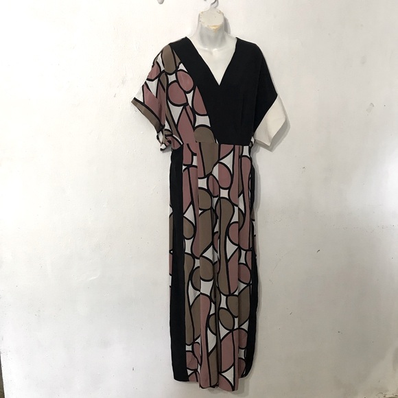 Diane Von furstenberg jumpsuits size 6